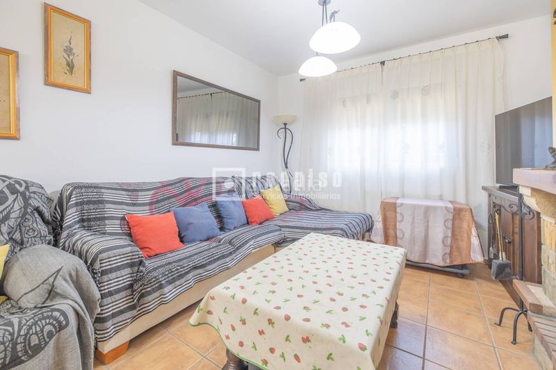 Foto bc905d13-09c2-4532-9929-26d03252915b. Casa amb calefacció aparcament a Aldea del Fresno