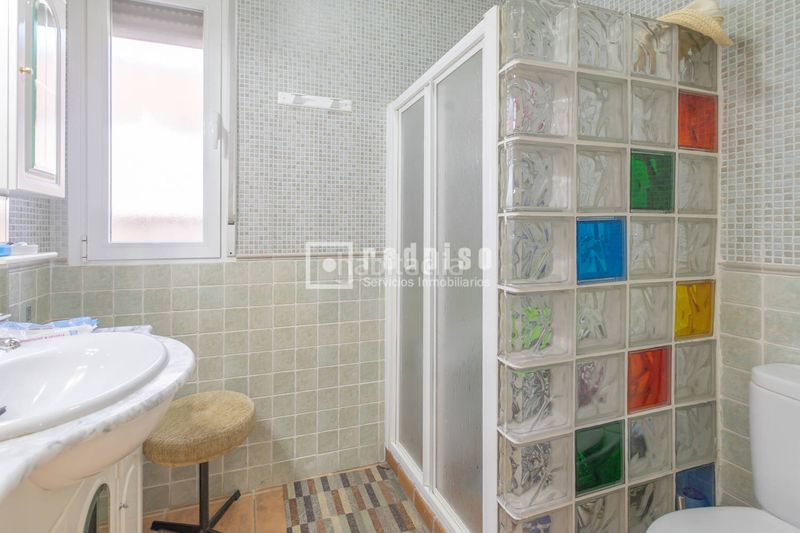 Foto ca690a70-c19f-42ee-9188-737c9a603c56. Casa amb calefacció aparcament a Aldea del Fresno