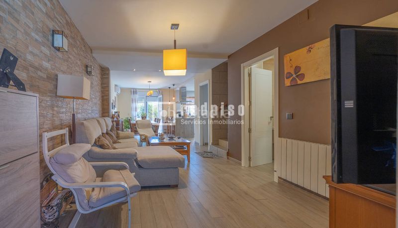 Foto f8644d02-e111-4d59-ae72-d0fde5c69f9c. Xalet amb calefacció a Álamo (El)