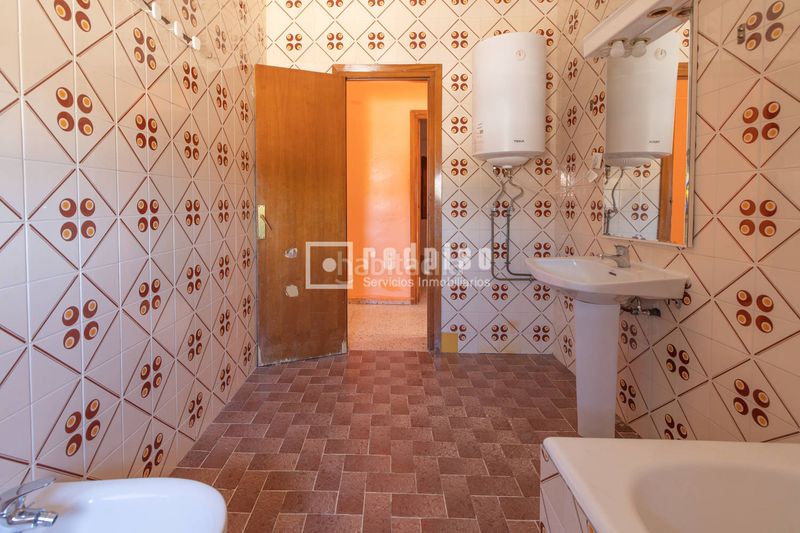 Foto 1eb8f9af-a922-41c7-b985-25a1c792c3a8. Xalet amb calefacció aparcament piscina a Álamo (El)