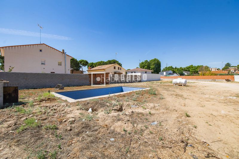 Foto a8368513-d658-4739-a699-131b14b89d57. Xalet amb calefacció aparcament piscina a Álamo (El)