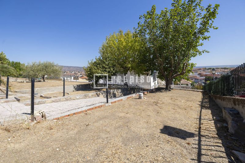 Foto 5c21fb16-8e5f-47b5-b87a-be516b0cc57c. Chalet  independiente en Villa del Prado