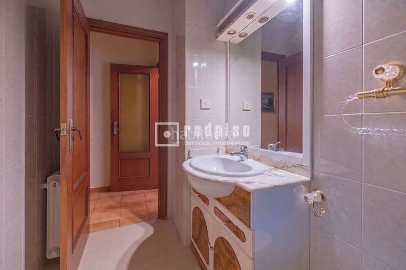 Foto 5e88176d-6ff8-4811-858e-51d2ca0a068d. Chalet  independiente en Villa del Prado