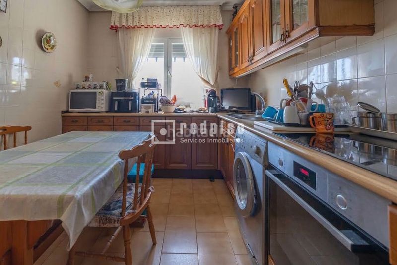 Foto c2ebbf08-d315-4183-944f-ddce37b39a40. Chalet  independiente en Villa del Prado