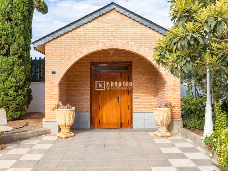 Foto 0b4d4fb3-9274-4ca3-ade5-34bd71a9781a. Location chalet avec chauffage parking piscine dans Madridejos