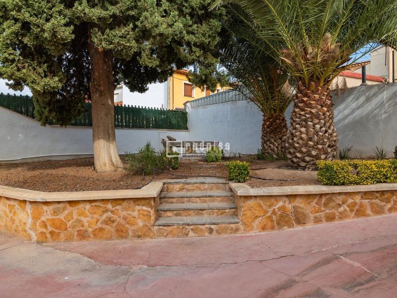 Foto 1eb623ff-2bd1-4686-96a0-01b0a242e3d9. Location chalet avec chauffage parking piscine dans Madridejos