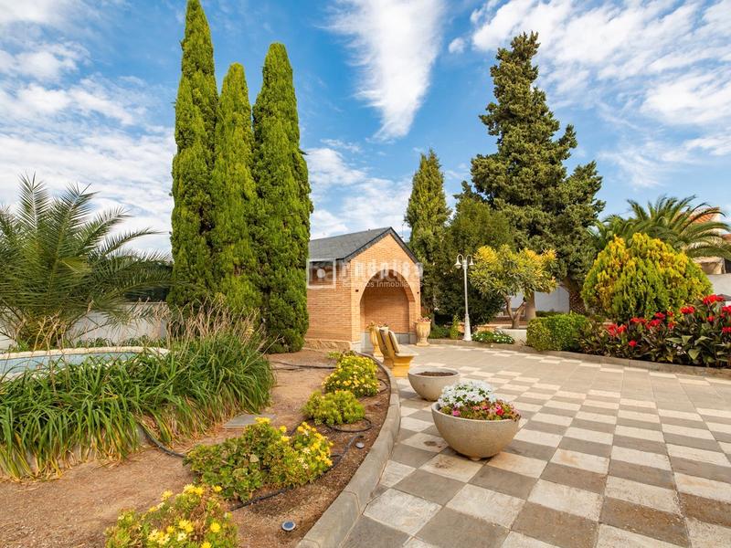 Foto 2093b3f5-500e-46b2-882e-ca915fd4c0e0. Location chalet avec chauffage parking piscine dans Madridejos