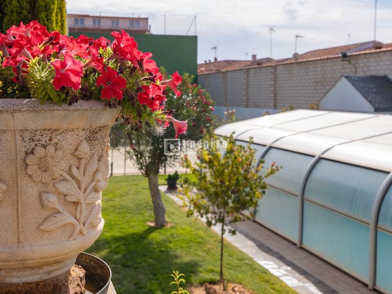 Foto 2b37ce44-861d-45b4-bd74-99c0c0cd80b5. Location chalet avec chauffage parking piscine dans Madridejos