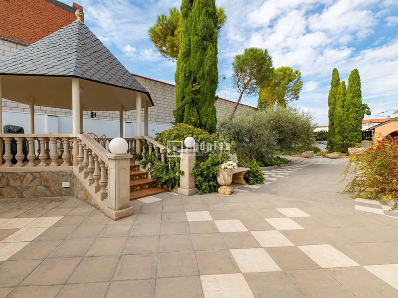 Foto 79ad56de-5161-4a21-8c04-e69a012092c5. Location chalet avec chauffage parking piscine dans Madridejos