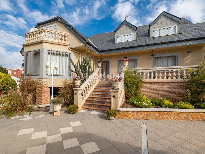 Foto 87086ad1-4fcb-4e2d-8dbc-215ad3a2ed8c. Location chalet avec chauffage parking piscine dans Madridejos