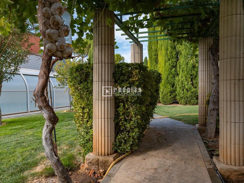 Foto ae98e0e6-44b6-42fa-ba37-48c8d7a6d51b. Location chalet avec chauffage parking piscine dans Madridejos