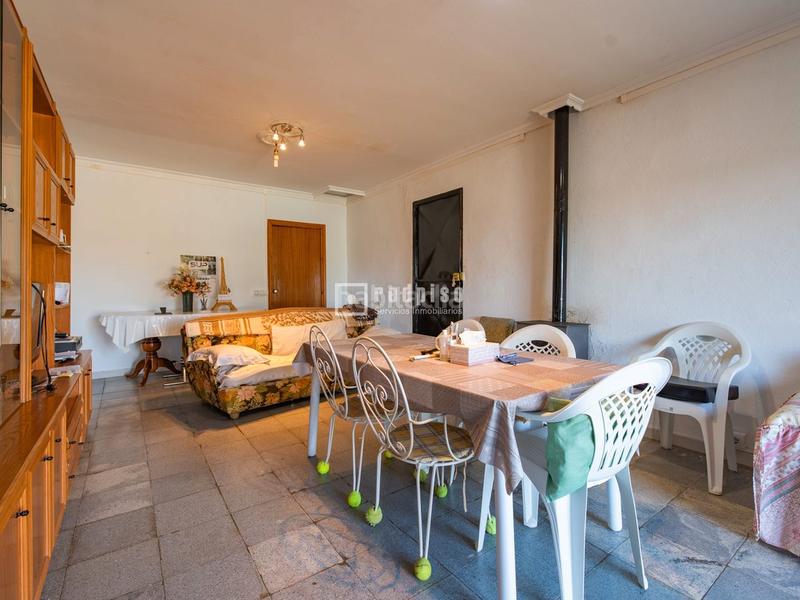 Foto cc468dca-46c4-4f30-adea-ab296a02902b. Casa  independiente con terreno en Villa del Prado