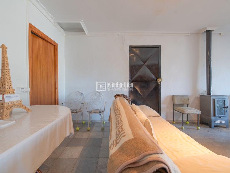 Foto d32d8e43-c2ff-4ea6-a5cf-0398b379ae50. Casa  independiente con terreno en Villa del Prado