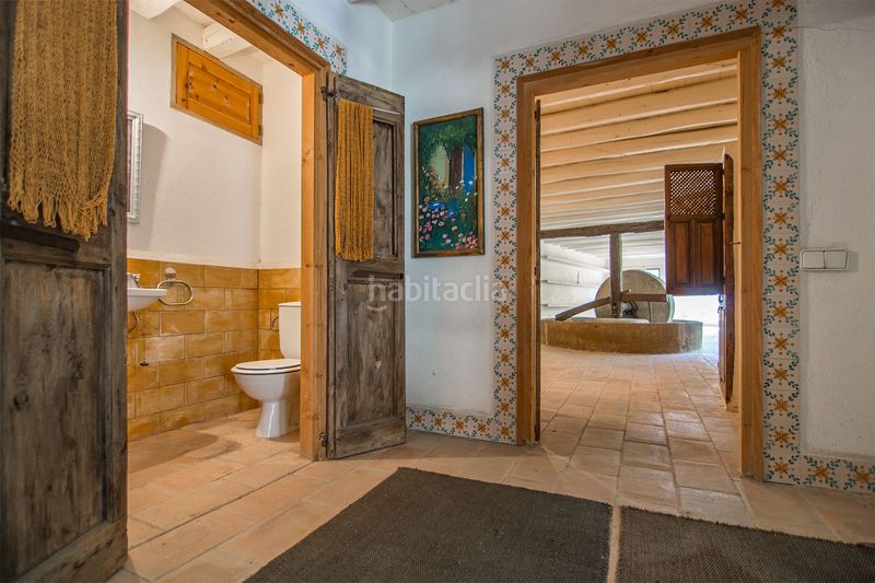 Foto 0baee50c-5529-47e9-8de7-f350c469c315. Casa amb piscina a Peralada