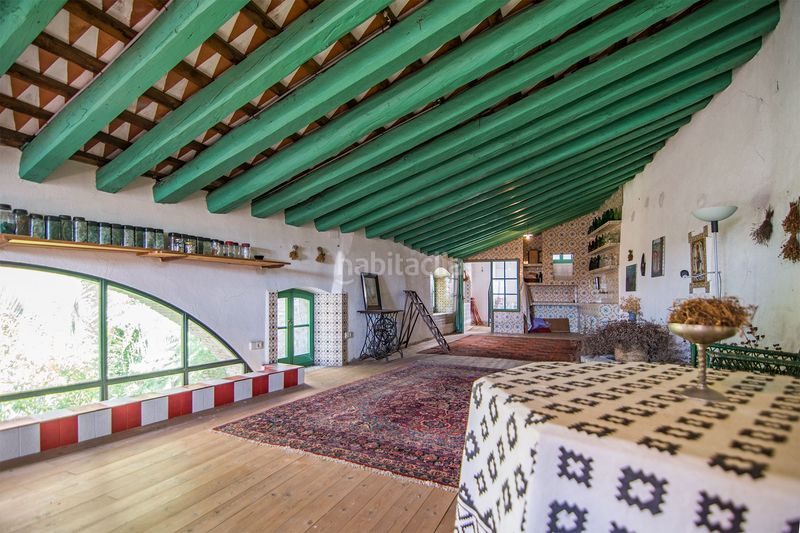 Foto 1bb8ca20-476a-4f01-a183-988a998a0059. Casa amb piscina a Peralada