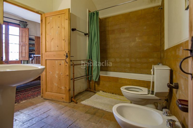 Foto 72dc0d9b-8275-41fb-9d5b-5713be324af1. Casa amb piscina a Peralada