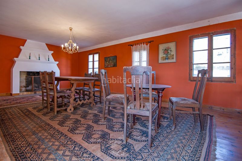 Foto 77c56c5a-e5af-4a05-8ee8-c911934b658a. Casa amb piscina a Peralada