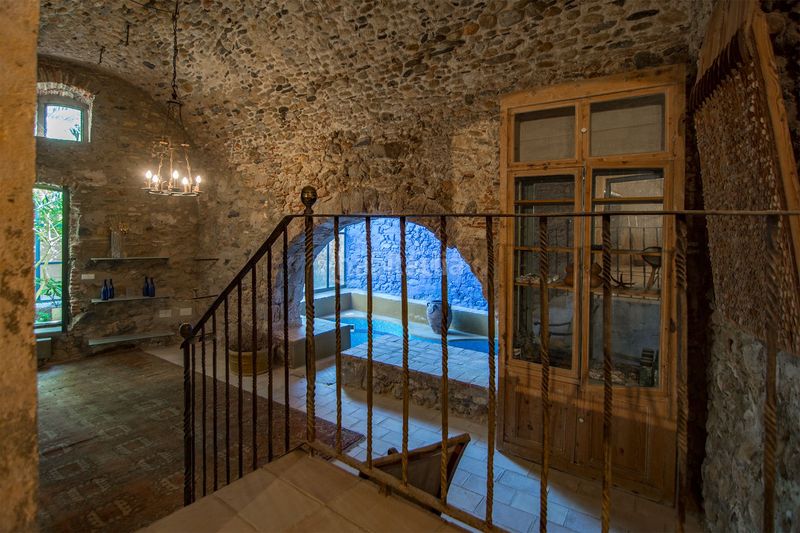 Foto aef7d67d-afa4-4ed7-b1d0-a23241afc6f9. Casa amb piscina a Peralada