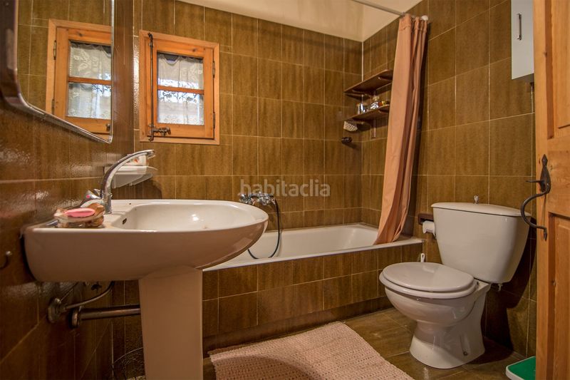 Foto c5f79f0c-e4b9-4fbd-9bbc-d9d0d1bc7ac4. Casa amb piscina a Peralada