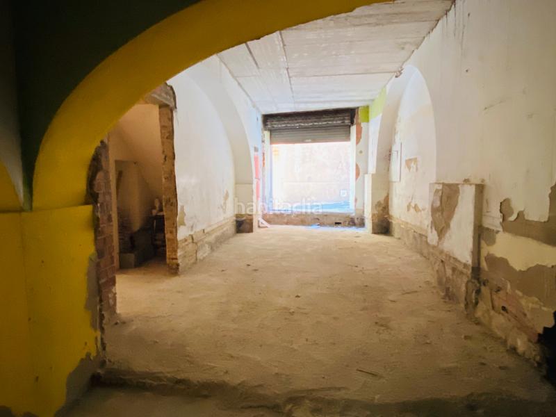 Foto 916324fb-8732-41ea-a47a-f840ae73e04c. Affitto locale commerciale in plaça de les patates 4 in Figueres