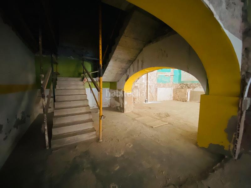 Foto a415e5cf-9620-48e7-b6f0-0be9903ae475. Location local commercial dans plaça de les patates 4 dans Figueres