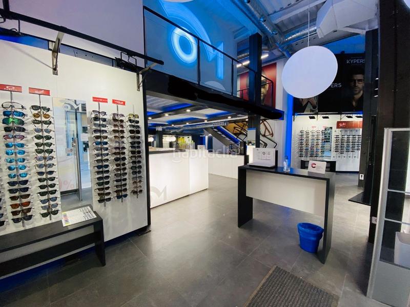 Foto 1b37255b-264d-49e0-8a67-bc30179935b0. Alquiler local comercial en carrer besalú 9 en el centro peatonal en Figueres