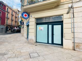 Alquiler Local Comercial  La rambla. Local comercial