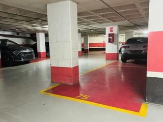 Car parking in Carrer Nou 14