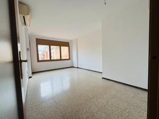 Etagenwohnung  Carrer olot