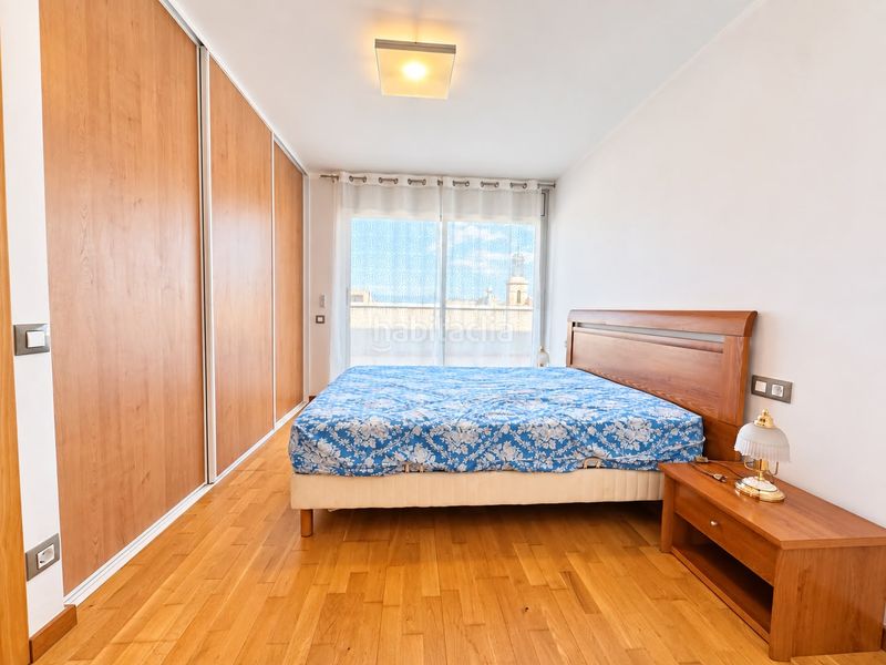 Foto ced4bd1f-9338-427d-a9b0-e3db5d7ef752. Penthouse with heating parking in Centre Figueres