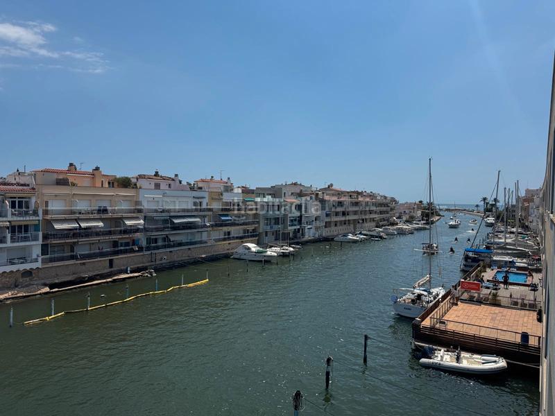 Foto c5dc9f79-057d-403d-aa80-0b024004da6b. Maison jumelée avec chauffage parking dans Salins - Cavall de Mar Empuriabrava
