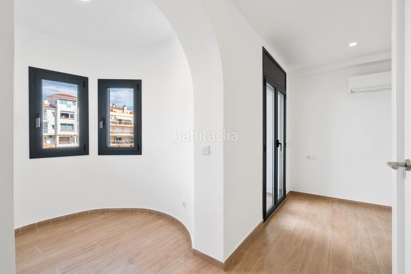 Foto 28eded7a-10ce-4746-82ca-460a06196623. Reihenhaus mit heizung parking in Salins - Cavall de Mar Empuriabrava