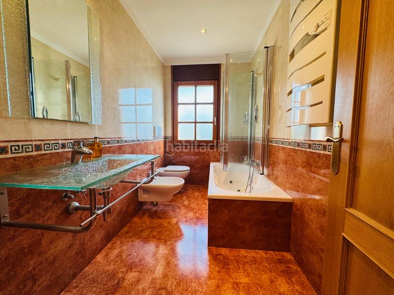 Foto 0e09b698-00d5-4303-8189-6fcb2b4c986a. Chalet con camino riscaldamento parcheggio in Ventalló