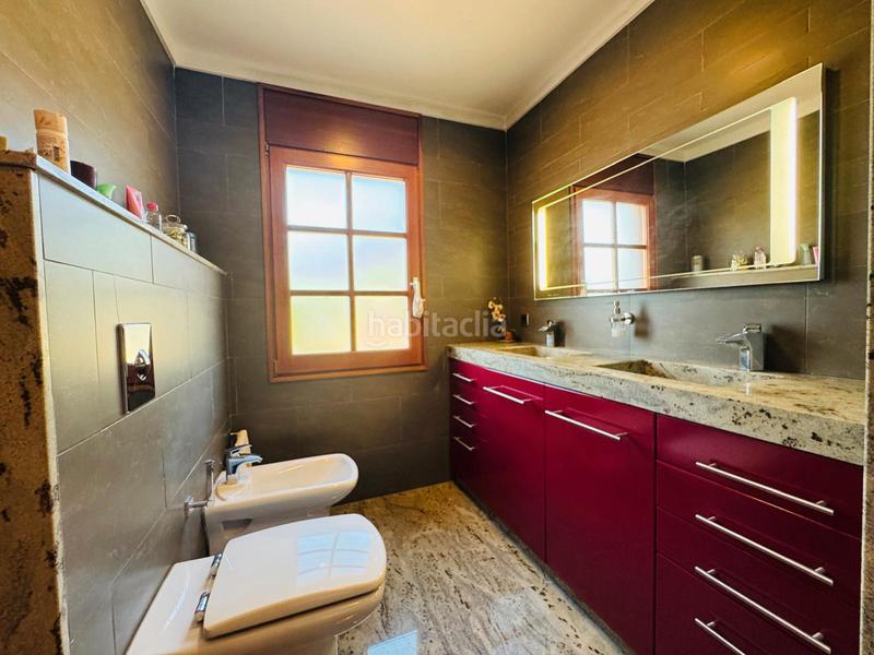 Foto b16b513c-c9c5-4a37-8b1d-c510f6f9cde2. Chalet con camino riscaldamento parcheggio in Ventalló