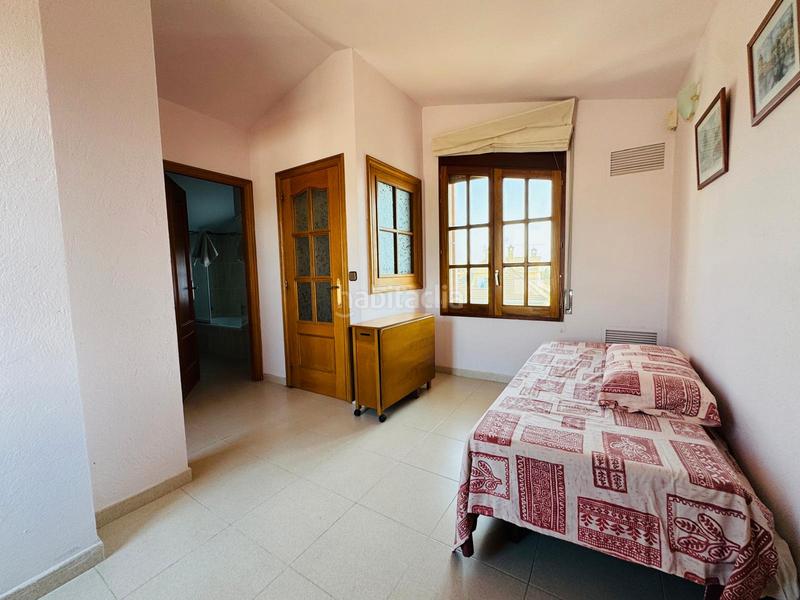 Foto eca7cb67-dfd3-4d92-b288-42aad1c3ff66. Chalet con camino riscaldamento parcheggio in Ventalló