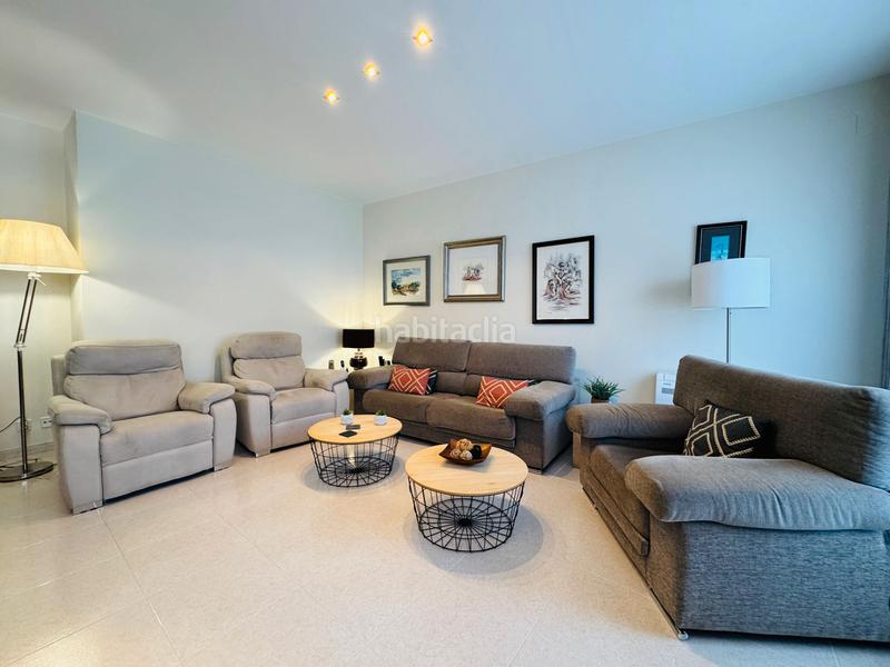 Foto 71a58d90-7bad-41a5-a6e4-83c41f3e96b1. Casa con riscaldamento parcheggio in Carretera de Roses-Fossos Figueres