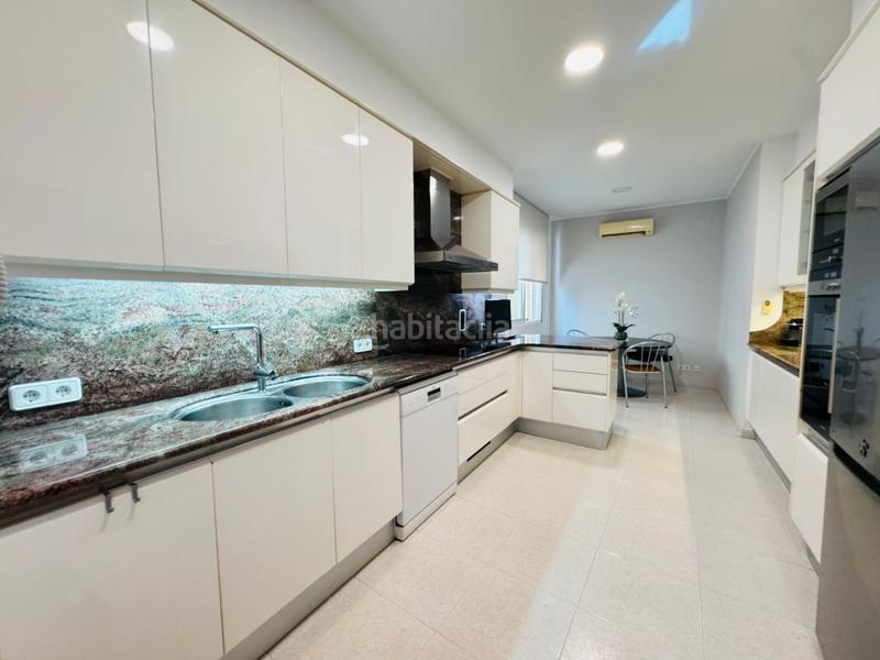 Foto 9f9635e2-b589-4018-b473-ff7238abf69a. Casa con riscaldamento parcheggio in Carretera de Roses-Fossos Figueres