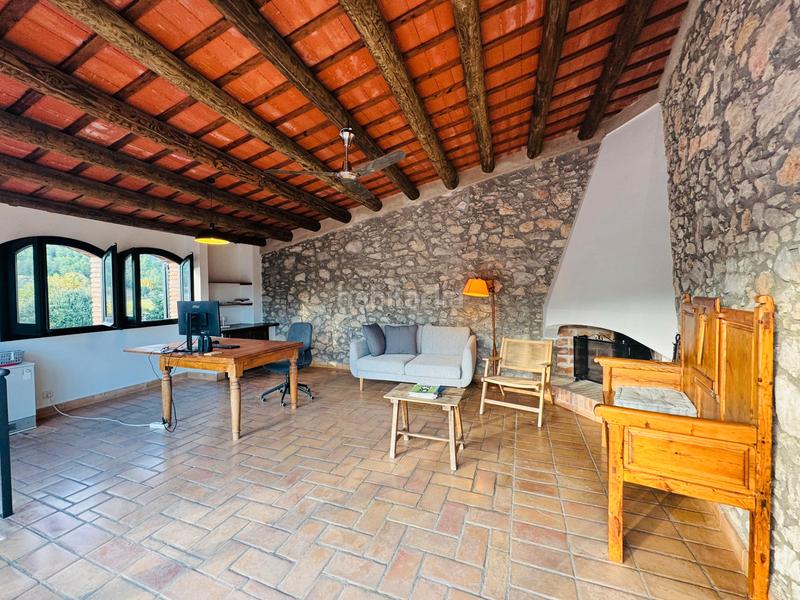 Foto 124f532f-f170-49e0-b295-62b75a37227d. Casale con camino riscaldamento in Terrades