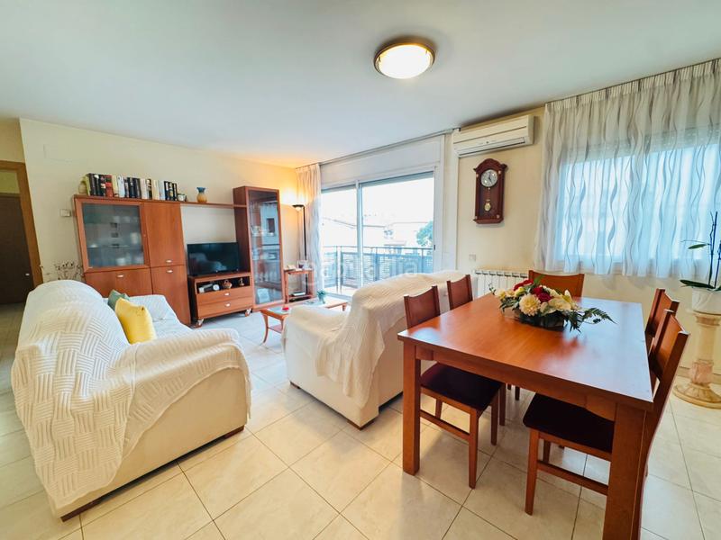 Foto 458e4ecf-c85a-4fd5-9e54-81639178992d. Piso en Creu de la Mà Figueres