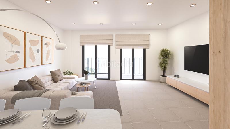 Foto d29d3a8e-1d51-43ff-8743-a8e53c9fc9f2. Triplex with heating in Creu de la Mà Figueres