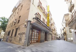 Miete Geschäftsraum in Carrer de la jonquera 24