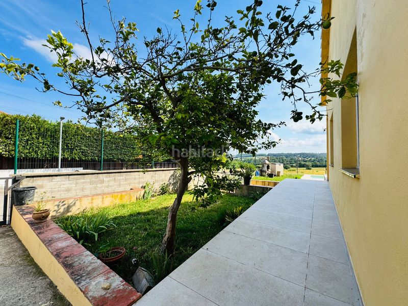 Foto 79686c92-fde7-41a7-9f4b-36e63bb25f88. Casa amb piscina a Bàscara