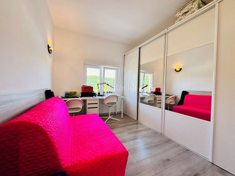 Foto f9b89c3a-4982-4b07-a077-632d0c93c5e6. Casa amb piscina a Bàscara