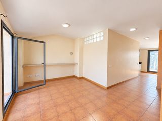 Duplex  Carrer progrés