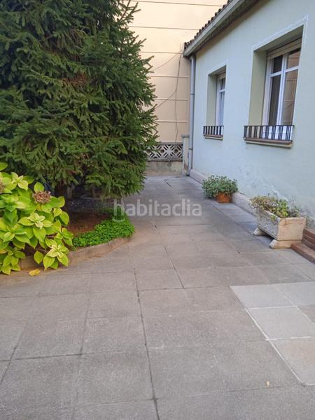 Foto 30088843-6500-4526-ba2d-f6f0aaacef88. Chalet con parcheggio in Eixample Sud-Migdia Girona