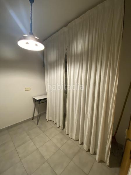 Foto 6f29d3c2-fcd4-4937-aebd-dd721377c4e5. Chalet con parcheggio in Eixample Sud-Migdia Girona
