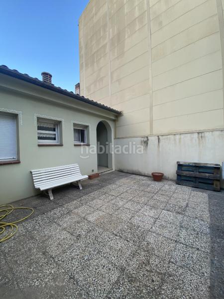 Foto da60b55b-53b1-4eda-abd1-f997b45dd3b8. Chalet con parcheggio in Eixample Sud-Migdia Girona