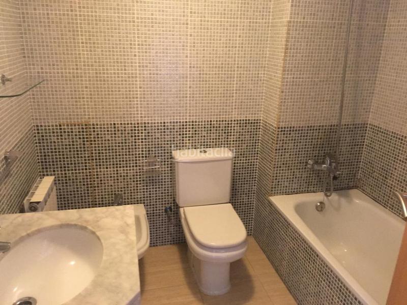 Foto 25e628d9-f4d6-4fe9-9bfa-52f84860534c. Pis a Eixample Sud-Migdia Girona