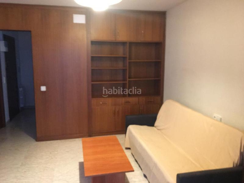 Foto bb6f8617-9bfe-4596-b0c8-ff499c5567a8. Piso pis de 207m2 al carrer francesc ciurana. 2 finques. en Girona
