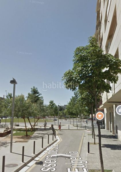 Foto 9d05da67-93bd-4471-ac43-4281172e495c. Local comercial  en una ubicación entre salt y en Girona